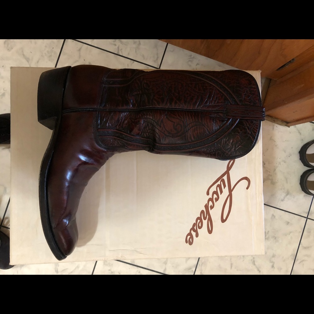 Boots - Picture 3 of 4